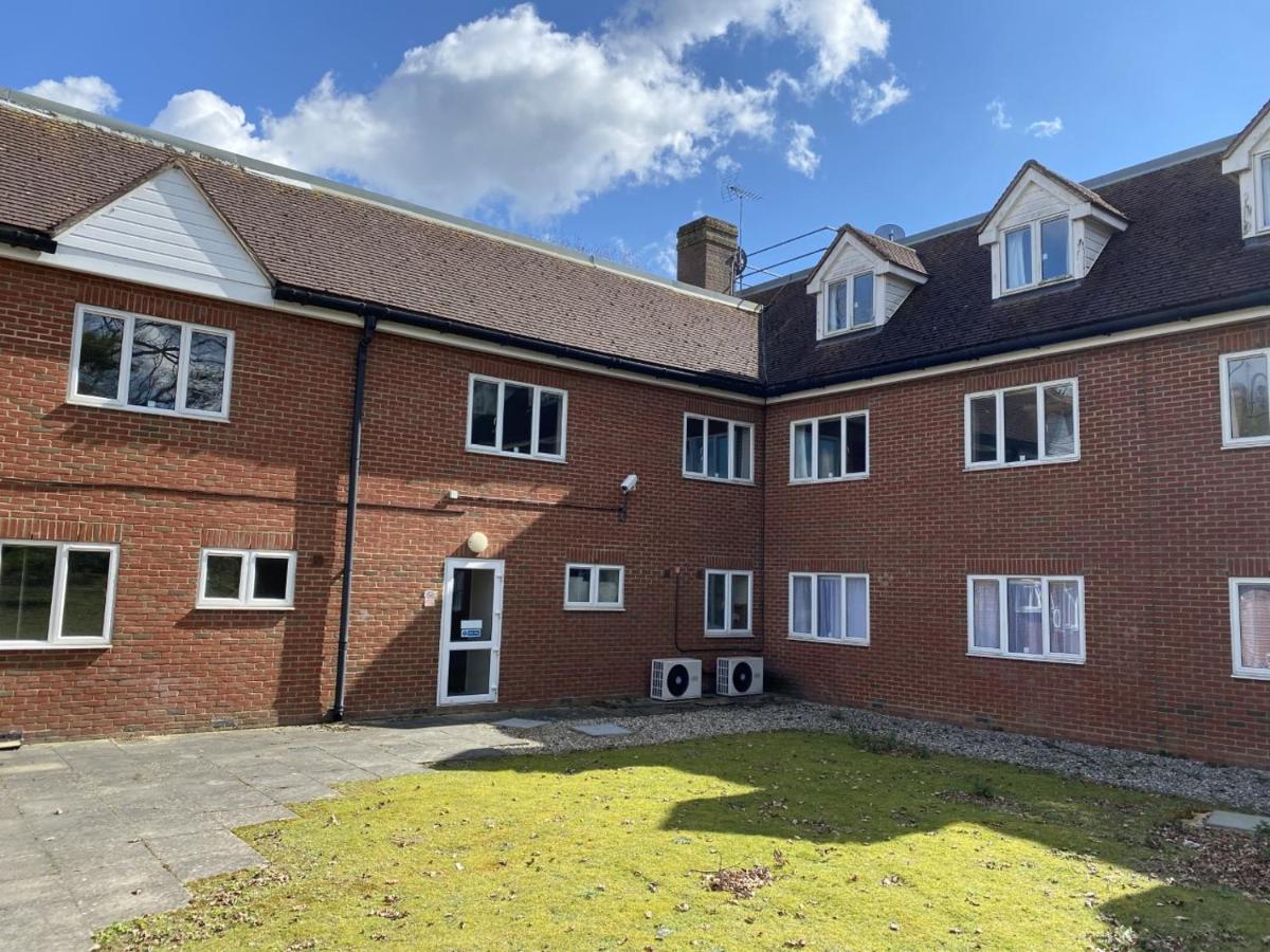 Hotel Ibis Budget Stansted Bishops Stortford 2*